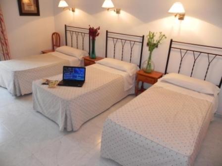 Hostal Ivor Madrid Kültér fotó